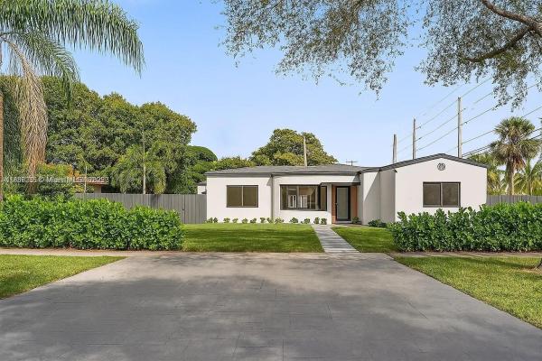 Dunnings Miami Shores, 185 NE 106th St, Miami Shores, Florida 33138, image 1