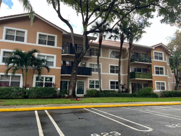 Edgewater, 8701 Wiles Rd #103, Coral Springs, Florida 33067, image 2