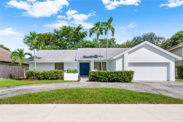 13555 SW 119th St, Unincorporated Dade County, Florida 33186, image 1