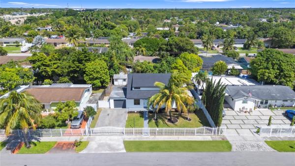 11301 SW 177th St, Unincorporated Dade County, Florida 33157, image 1