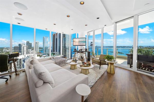 Paramount Bay, 2020 N Bayshore Dr #3501, Miami, Florida 33137, image 2