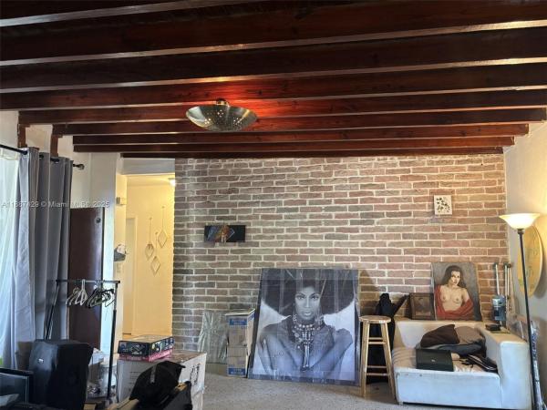 334 NW 110th St, Unincorporated Dade County, Florida 33168, image 1
