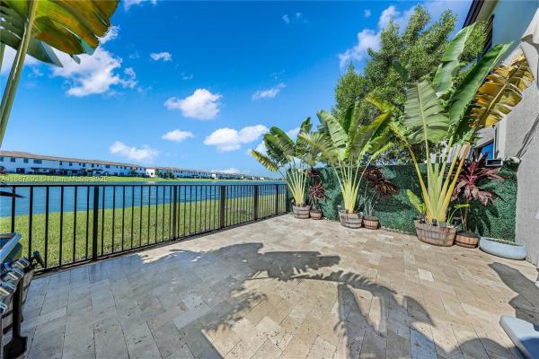 Crystal Cay, 10016 SW 228th Ter, Cutler Bay, Florida 33190, image 3