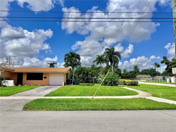 Summertime Isles, 5201 SW 95th Ave, Cooper City, Florida 33328, image 2