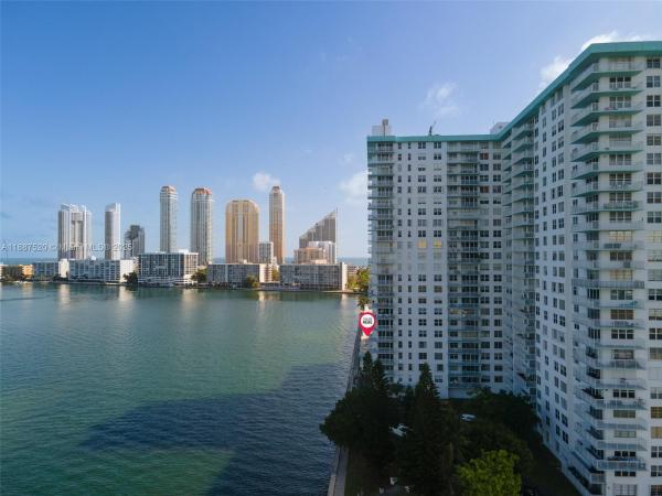 Winston Towers 500, 301 174th St #618, Sunny Isles Beach, Florida 33160, image 1