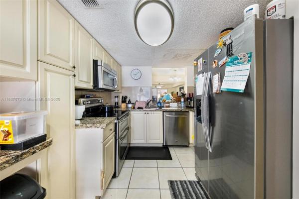 1178 NW 123rd Pl #1210, Unincorporated Dade County, Florida 33182, image 1