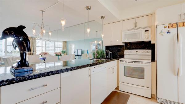 Granada House Apartments, 201 N Ocean Blvd #903, Pompano Beach, Florida 33062, image 2