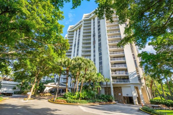 1000 Quayside Ter #505, Unincorporated Dade County, Florida 33138, image 1