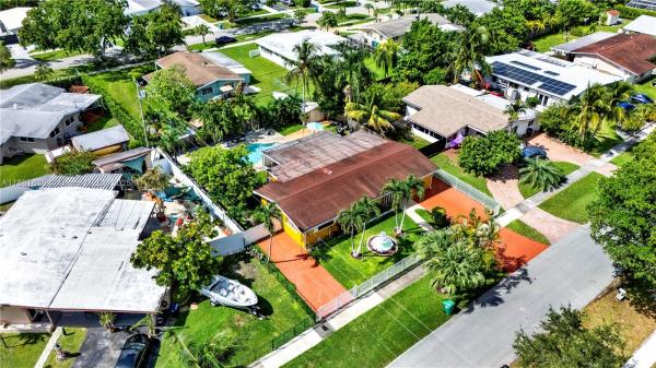 Bel Aire, 18690 Belview Dr, Cutler Bay, Florida 33157, image 3