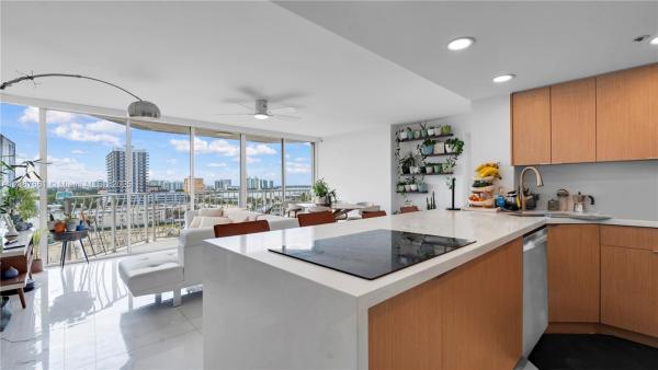 The Grandview Palace, 7601 E Treasure Dr #1011, North Bay Village, Florida 33141, image 1