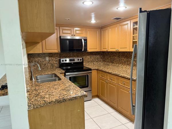 8305 SW 152nd Ave #A-409, Unincorporated Dade County, Florida 33193, image 1