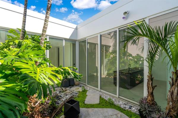 1111 Residences, 1665 Alton Rd #1, Miami Beach, Florida 33139, image 1