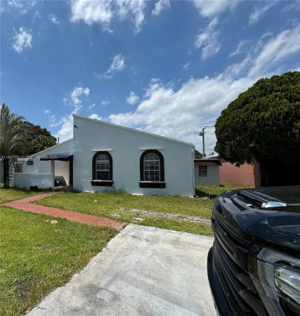19422 SW 119th Ct, Unincorporated Dade County, Florida 33177, image 1