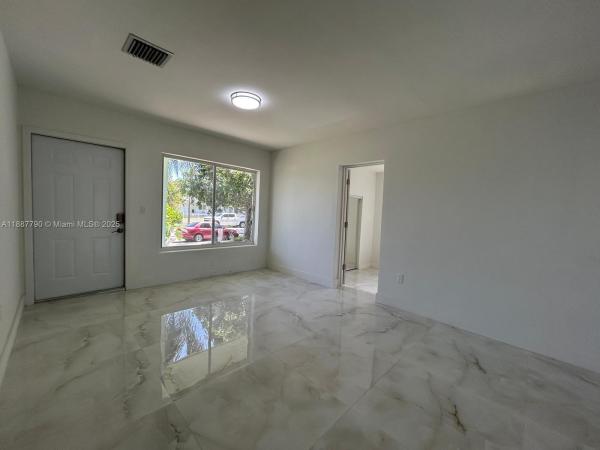 New South Miami Heights, 11865 SW 186th St, South Miami Heights, Florida 33177, image 2