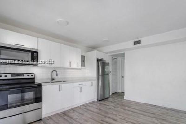 Braddock, 1630 NW 18th St #12, Miami, Florida 33125, image 1
