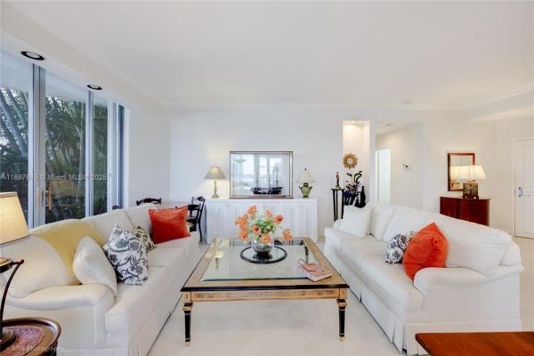 Mystic Pointe Tower 500, 3530 Mystic Pointe Dr #101, Aventura, Florida 33180, image 1