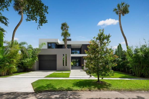 Keystone Island, 13225 Arch Creek Ter, North Miami, Florida 33181, image 2