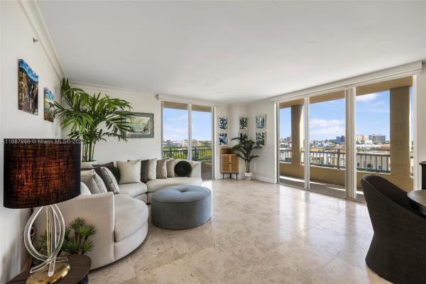 Yacht Club At Portofino, 90 Alton Rd #811, Miami Beach, Florida 33139, image 1