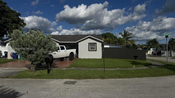 20923 SW 126th Ct, Unincorporated Dade County, Florida 33177, image 1