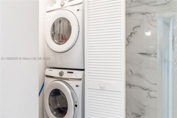New Wave, 725 NE 22nd St #16B, Miami, Florida 33137, image 3
