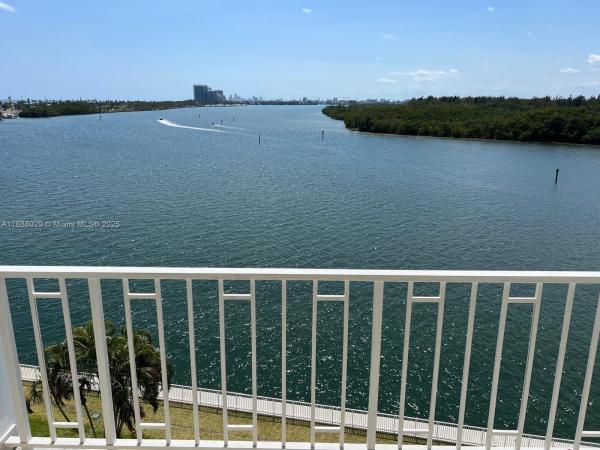 Arlen House West, 500 Bayview Dr #1230, Sunny Isles Beach, Florida 33160, image 1
