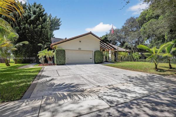 Cooper Colony Estates, 8860 SW 49th Ct, Cooper City, Florida 33328, image 1