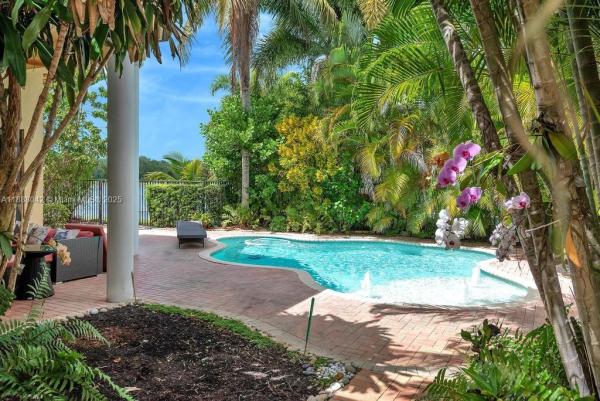 The Oaks At Boca Raton, 17931 Lake Azure Way, Boca Raton, Florida 33496, image 3