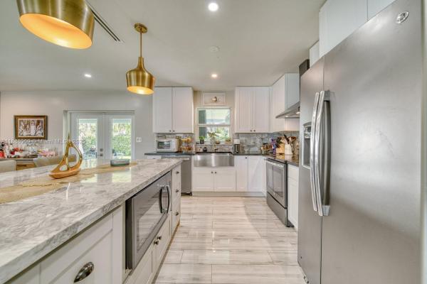 Bel Aire, 9104 SW 180th St, Palmetto Bay, Florida 33157, image 1
