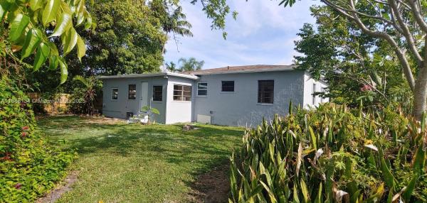 5770 SW 62nd Ter, Unincorporated Dade County, Florida 33143, image 1