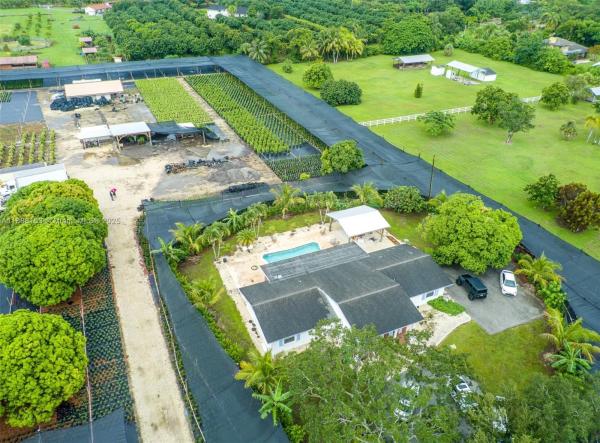 19390 SW 232nd St, Unincorporated Dade County, Florida 33170, image 1