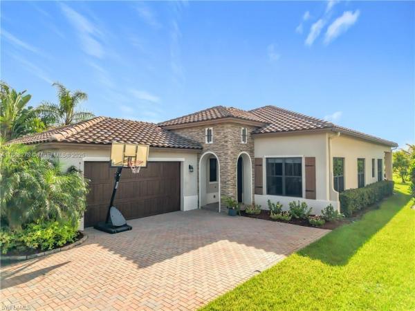 5118 Genoa St, Naples, Florida 34142, image 1