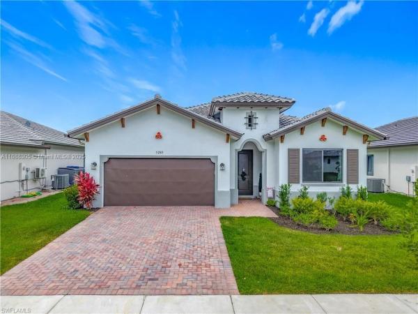5285 Marano Dr, Naples, Florida 34142, image 1