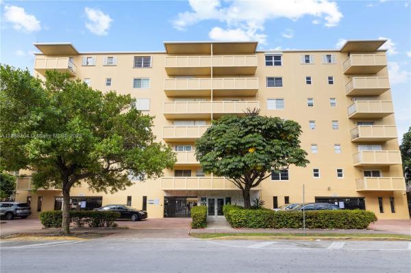 Penn Terrace Towers, 730 Pennsylvania Ave #210, Miami Beach, Florida 33139, image 1