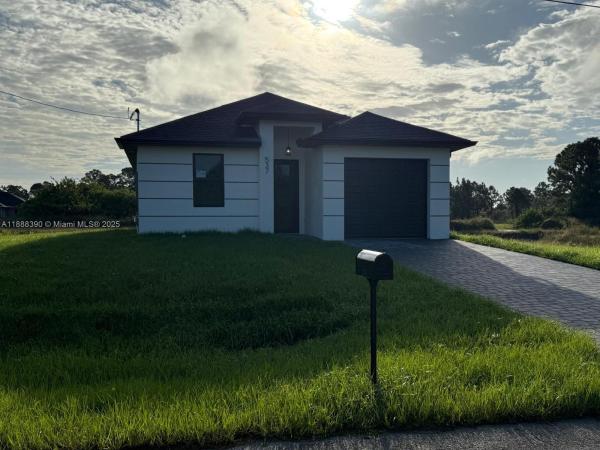 537 Hawthrone Ave S, Lehigh Acres, Florida 33974, image 1