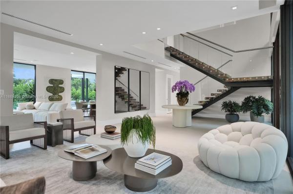 Tropical Isle Homes, 100 Hampton Ln, Key Biscayne, Florida 33149, image 1