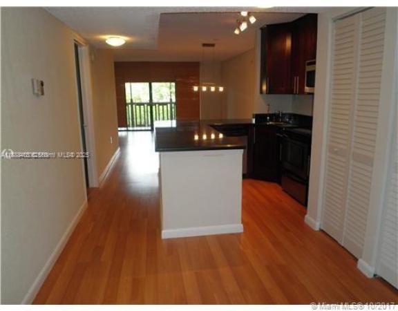 Manaranda Village, 1021 Mockingbird Ln #209, Plantation, Florida 33324, image 1