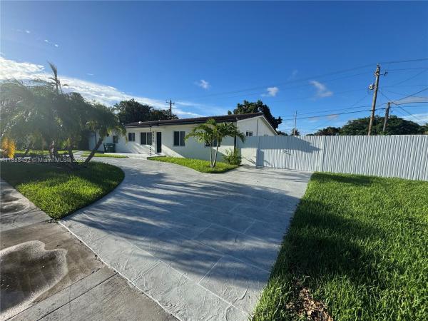 Coral Park Estates, 9335 SW 17th St, Westchester, Florida 33165, image 3