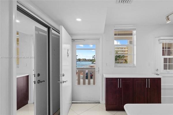 Point East, 2999 Point East Dr #C214, Aventura, Florida 33160, image 1