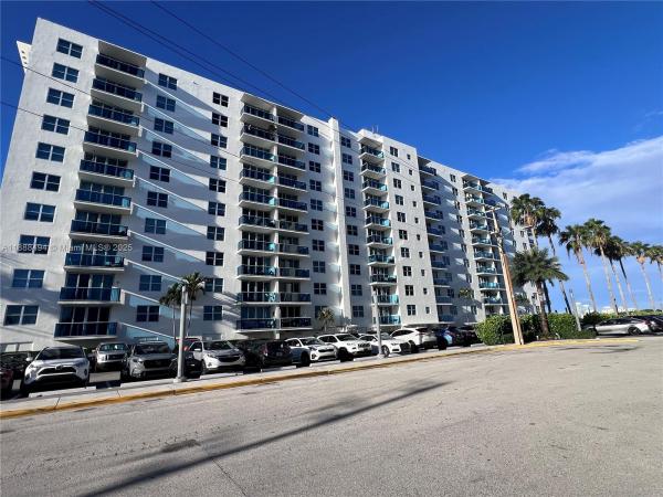 Treasures On The Bay, 7501 E Treasure Dr #2C, North Bay Village, Florida 33141, image 1