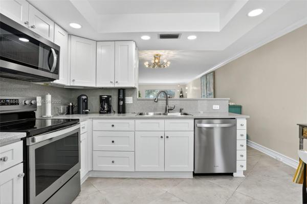 Lucaya Village, 2301 Lucaya Ln #D3, Coconut Creek, Florida 33066, image 1