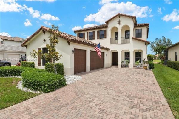 5158 Roma St, Naples, Florida 34142, image 1