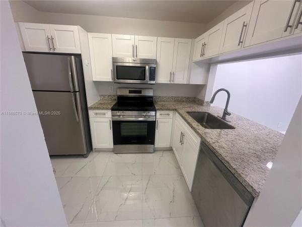 Bella Grand, 10353 NW 8th St #206, Pembroke Pines, Florida 33026, image 1