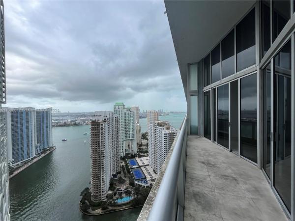 Icon Brickell Tower 2, 495 Brickell Ave #4106, Miami, Florida 33131, image 1