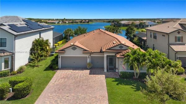4464 Magellan St, Naples, Florida 34142, image 1