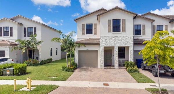 23512 SW 129th Path, Unincorporated Dade County, Florida 33032, image 1