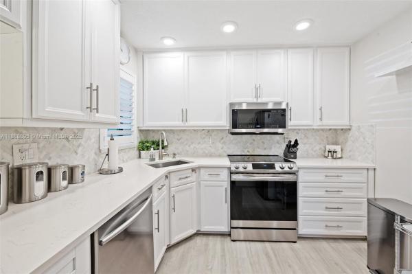 4075 Carambola Cir N #2935, Coconut Creek, Florida 33066, image 1