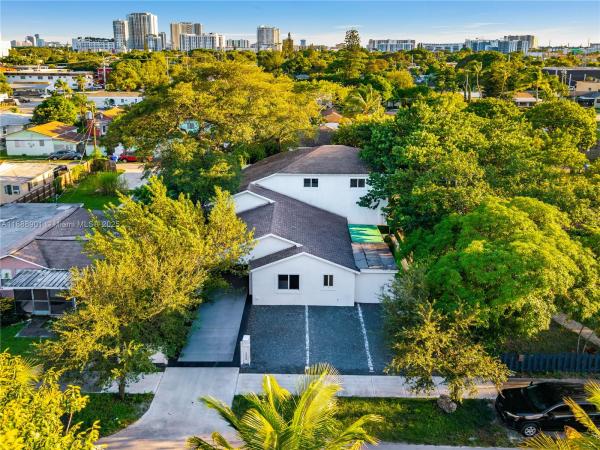 Royal Poinciana, 1922 Garfield St, Hollywood, Florida 33020, image 1