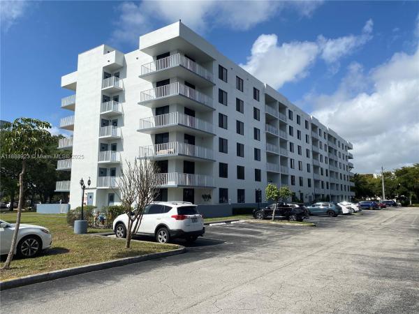 Hillcrest, 901 Hillcrest Dr #409, Hollywood, Florida 33021, image 1