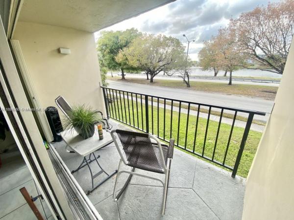 9150 Fontainebleau Blvd #205, Unincorporated Dade County, Florida 33172, image 1