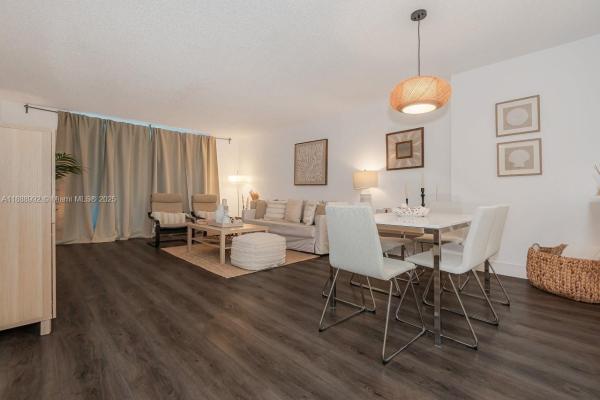Roney Palace, 2301 Collins Ave #333, Miami Beach, Florida 33139, image 1
